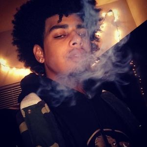 Meet your Posher, Dontay